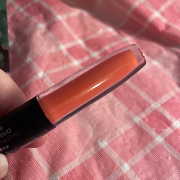 🎈SALE🎈🎀#36.MAKEUP BUNDLE🎀 - Picture 17 of 17